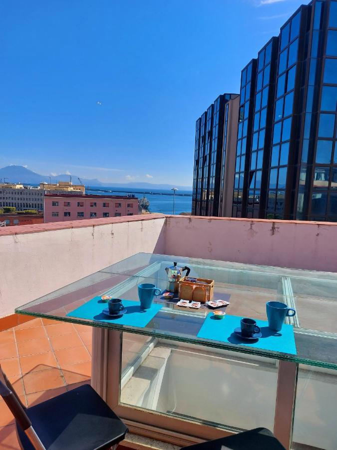 Asteco E Cielo Apartment Наполи Екстериор снимка