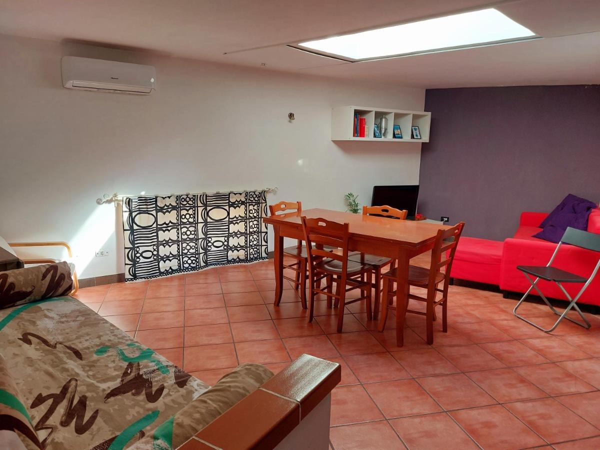 Asteco E Cielo Apartment Наполи Екстериор снимка