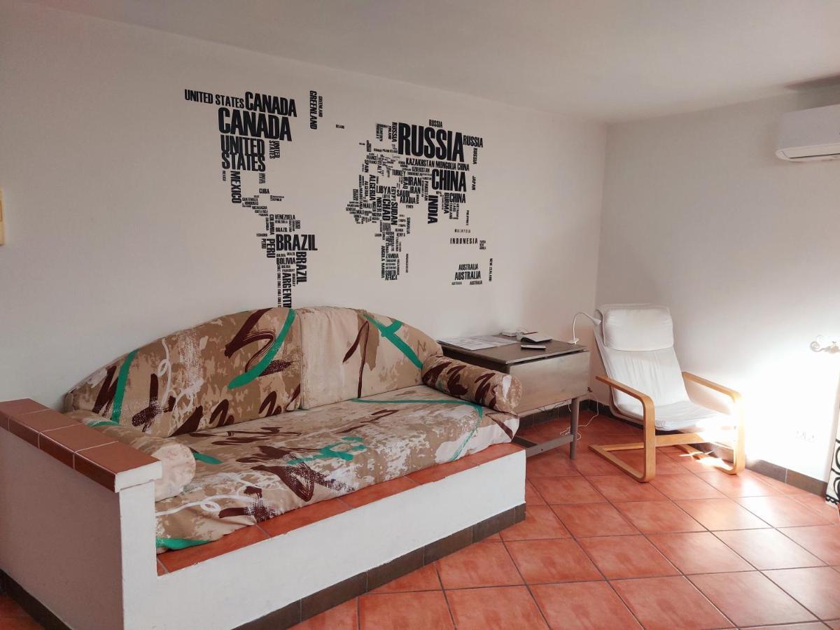 Asteco E Cielo Apartment Наполи Екстериор снимка